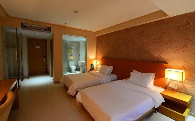 Yoland Hotel