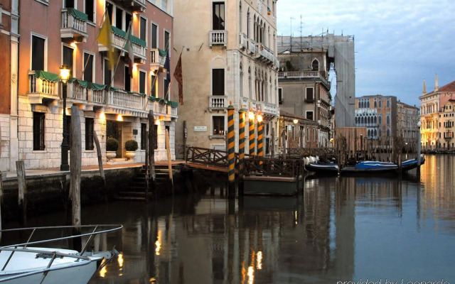 Sina Palazzo Sant'Angelo