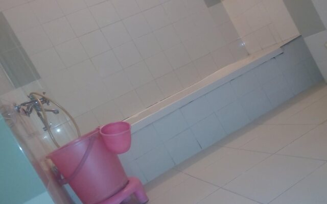 Hotel C M Regency