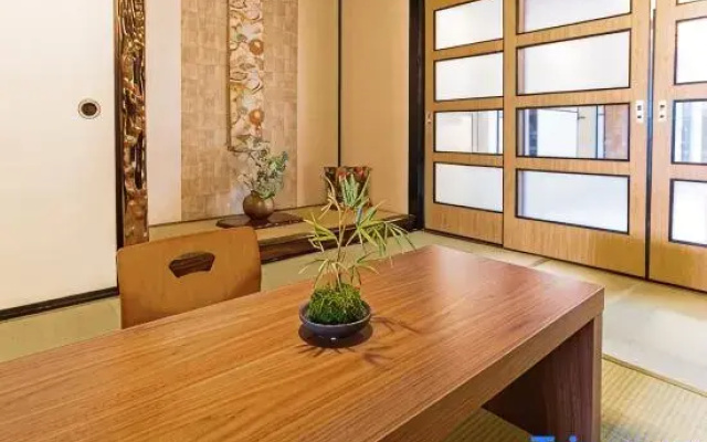 Up to 8 people/6 minutes to Namba/Good atmosphere house/wi-fi/Osaka trip/87m2