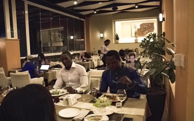 Home Suites Boutique Hotel Freetown