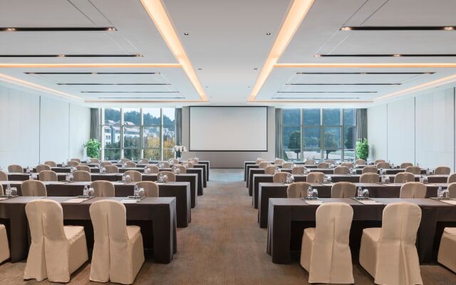 DoubleTree by Hilton Hotel Shiyan