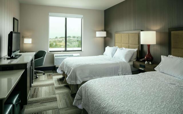 Hampton Inn & Suites Arroyo Grande/Pismo Beach Area, CA