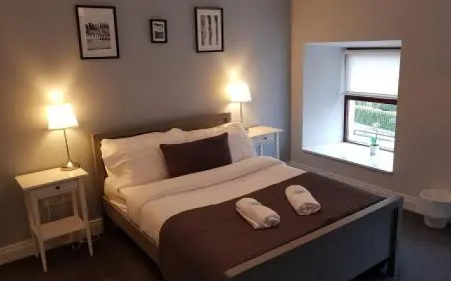 The Enniskerry Inn