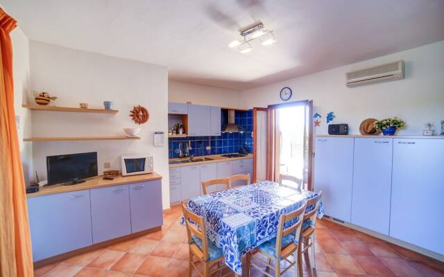 Delia Apartments