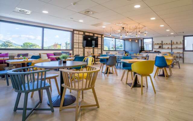 CAMPANILE MARSEILLE EST - Aubagne