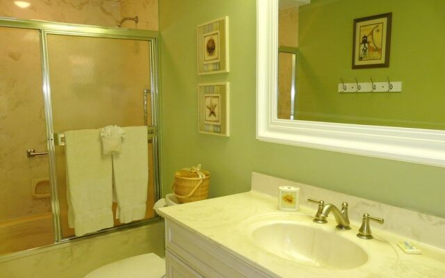 Boaters Paradise With Unmatched Water Views