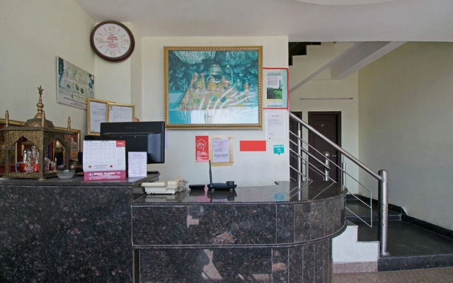 OYO 10753 Hotel Triund Regency
