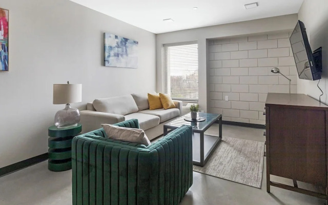 Landing Apartments at Five Points South