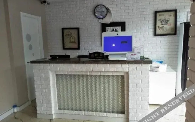 Tangshan Fulong Inn
