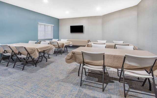 Super 8 by Wyndham Marysville/Port Huron Area