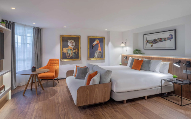 The Level at the Melia White House