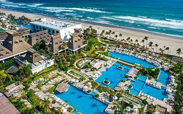 Mayan Palace Acapulco Golf