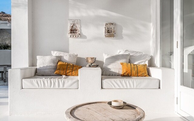 Your Luxury Escape - Bisque House