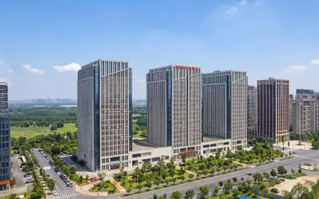 Vienna Hotel (5.0 Enhanced Version – Ji’an Luling Avenue Branch)