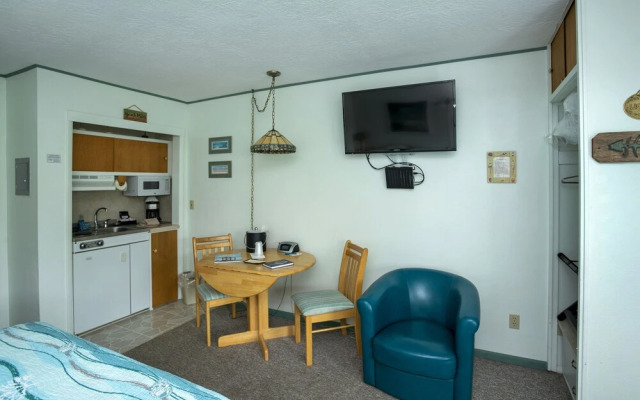 Lanai at the Cove
