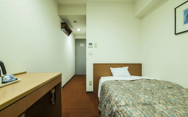 Isahaya Terminal Hotel
