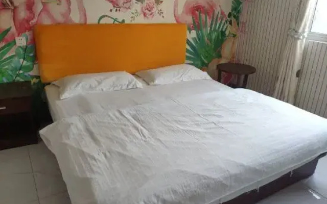 Jiahe Apartment (Wuhan Hubei University Shop)