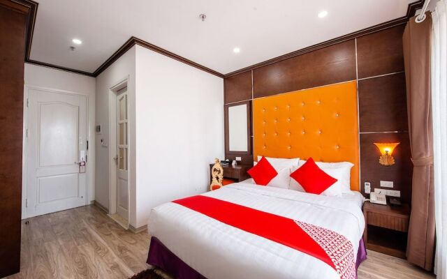 OYO 348 Suji Hotel