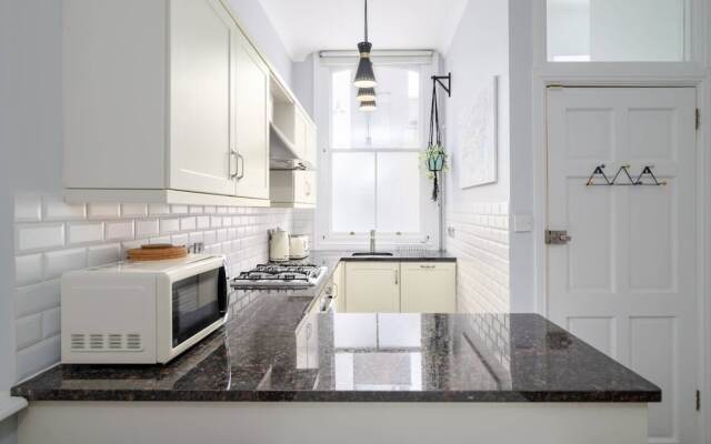 Modern En-Suite Flat - near Islington High Street