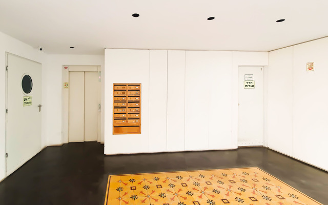Apartment Brillant, 3BR, Tel Aviv, Center, Yavne St, #TL40