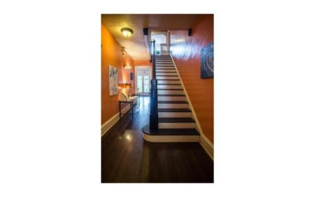 Palm Beach Hibiscus Bed & Breakfast