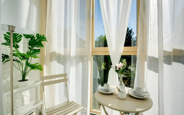 Arcadio - Modern Living