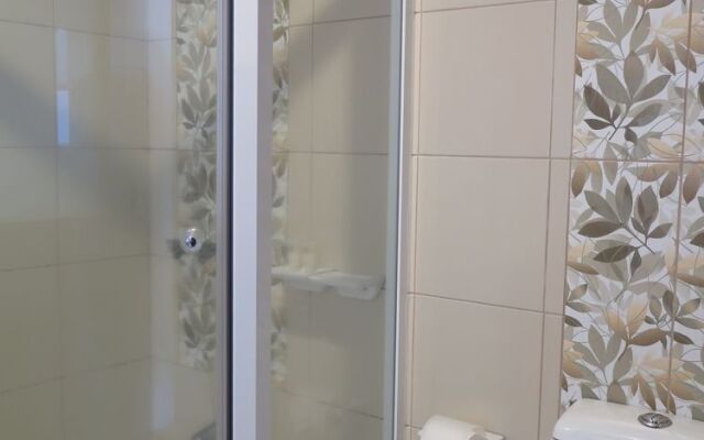 Splash Suites Hotel Tagaytay