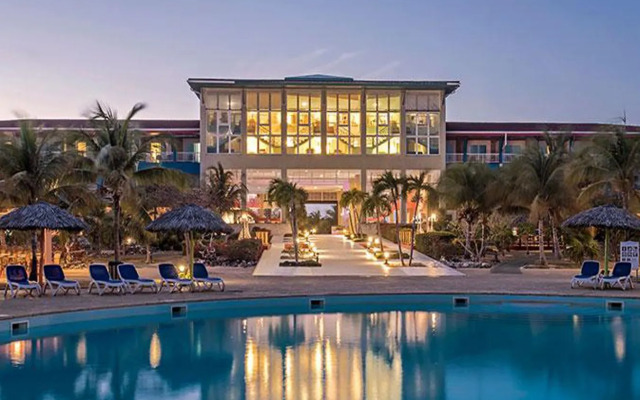 Grand Memories Cayo Largo Hotel