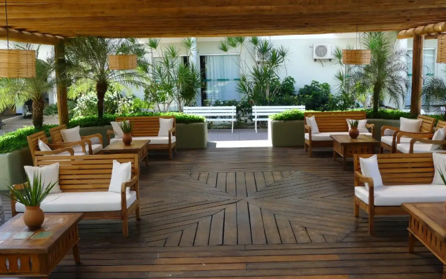 Sarana Praia Hotel