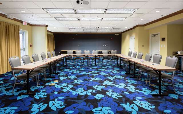 Hampton Inn & Suites Jacksonville Deerwood Park