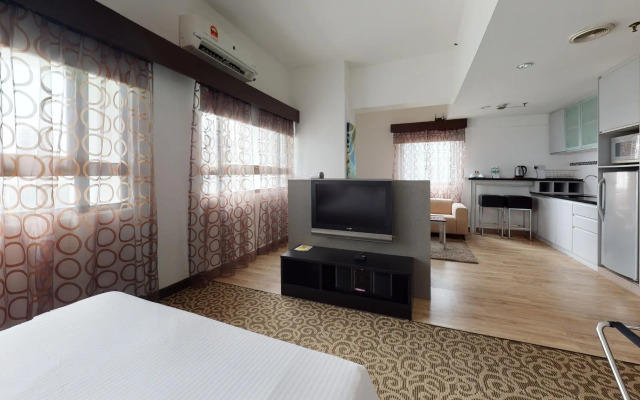 Crown Regency Serviced Suites