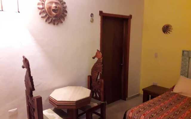 "room in B&B - Cancun Guest House 3 Near Ado bus Terminal and 25 min From/to Airport by Shuttle"