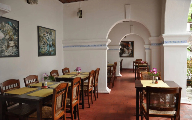 The Old Courtyard Hotel