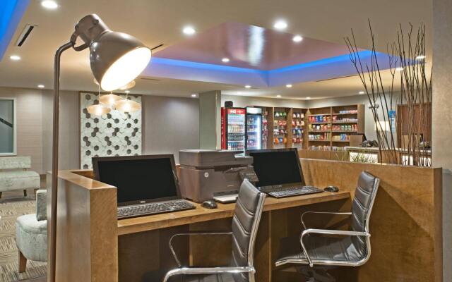 Holiday Inn Express & Suites New Cumberland by IHG