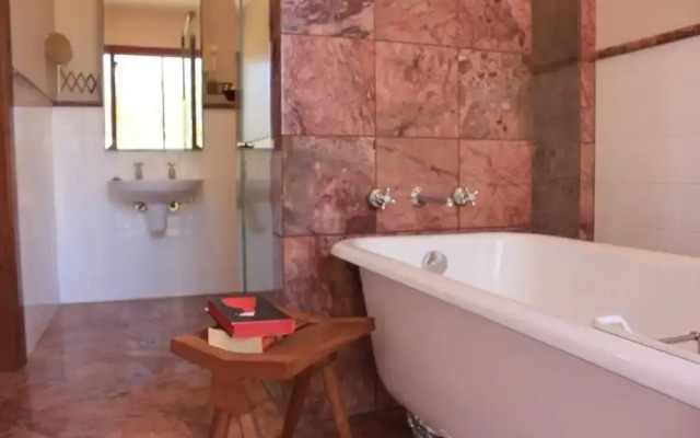 Yarrabandai Creek Homestead