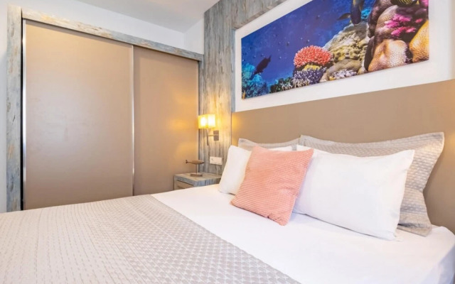 Seafront Flat With Breathtaking Sea View in Bodrum