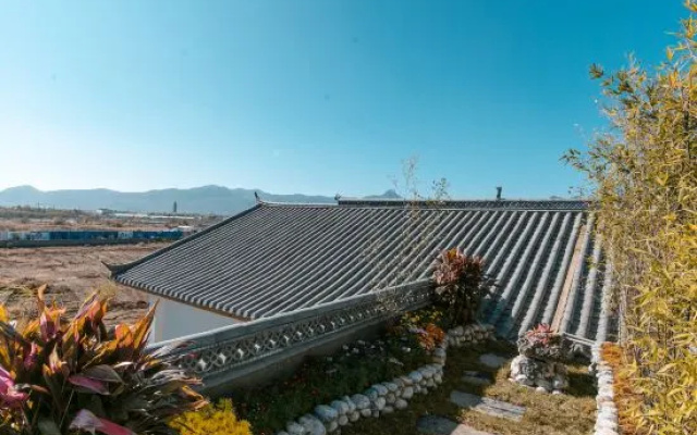 Snow Mountain Inn (Lijiang Xianglin Courtyard Branch)