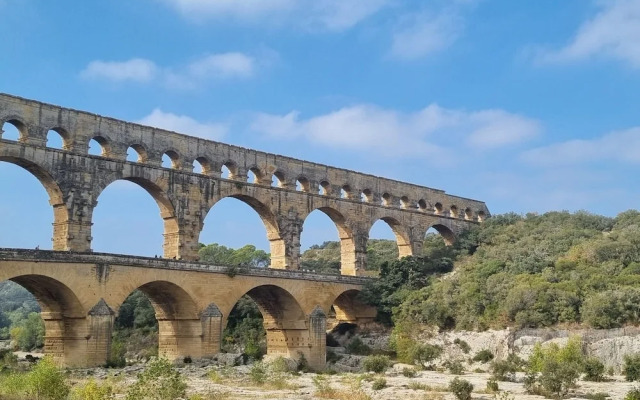 Scenic Villa With View of the Gardon River