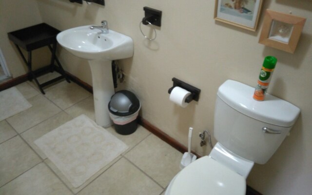 Khokha Moya Guesthouse