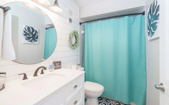 Bethys Beachy Beauty Regency Towers!
