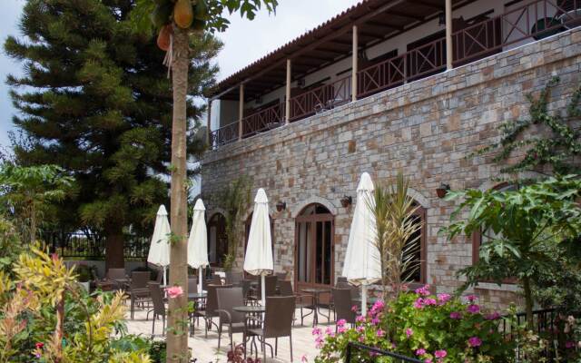 Malia Holidays Hotel