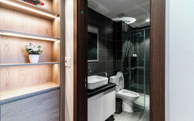 Luxe Paradise Suites Hotel  To Ngoc Van