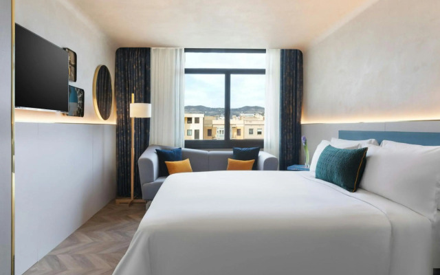 Renaissance Barcelona Hotel