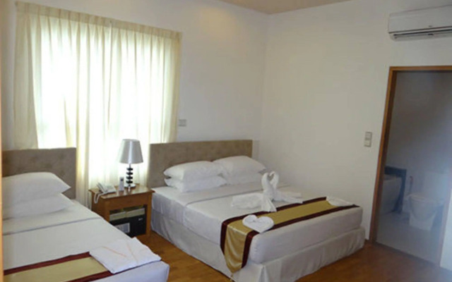 Paragon Hotel