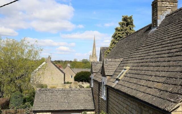 Burford's Old Bakery, BURFORD