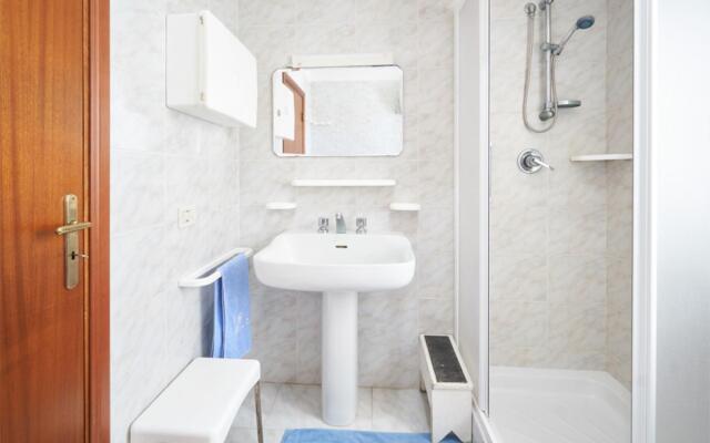 Bright apartment with a beautiful lagoon view.-Mura di Levante