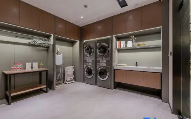 Homeinn Plus Hotel (Shanghai Songjiang Xinqiao)