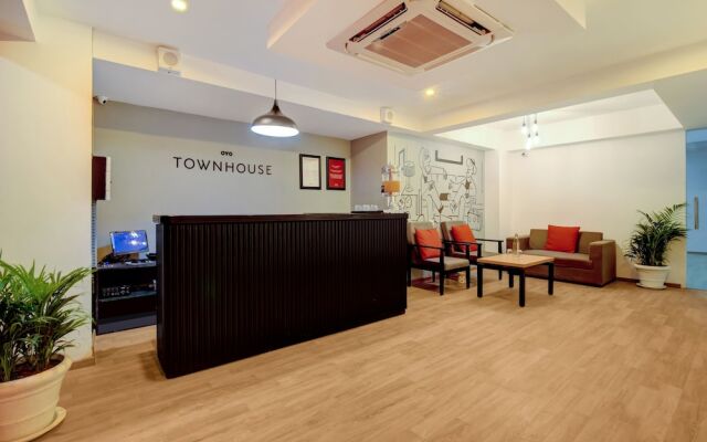 OYO Townhouse 166, Sector 38, Gurgaon