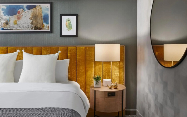 voco Chicago Downtown - Riverwalk by IHG